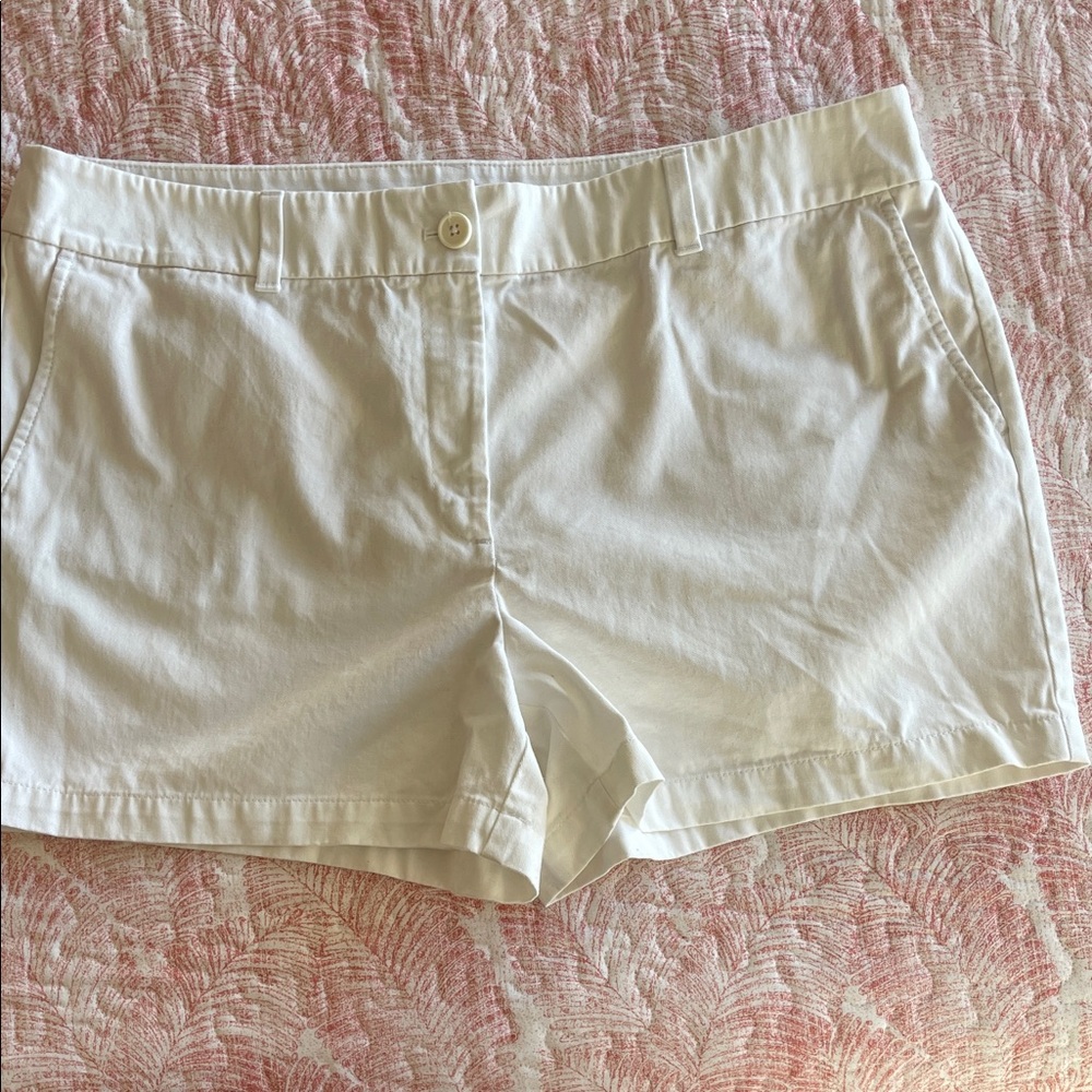LOFT White Women's Shorts
